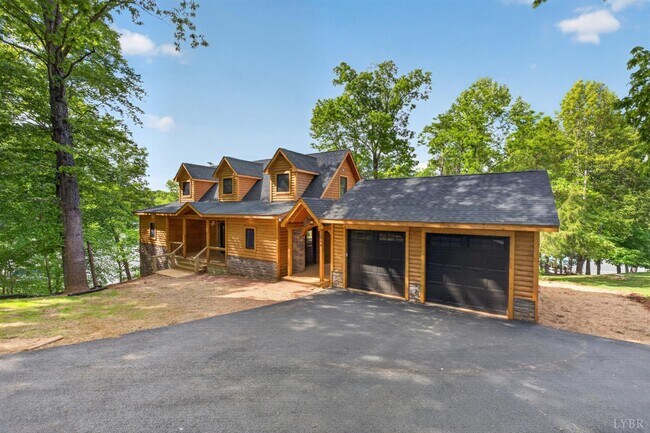 Building Photo - 308 Acres Ct