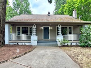 Building Photo - Spacious Pleasant Valley Home with Fenced Back Yard, Detached Garage, Large Basement, W/S/G inclu...