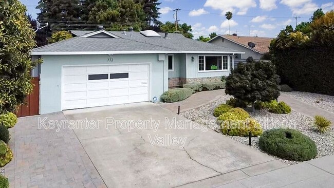 Building Photo - 772 Springwood Dr