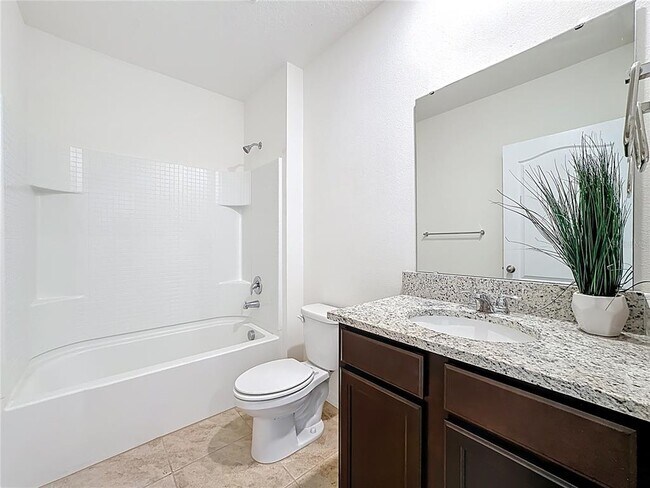 Building Photo - 5817 Arboretum St