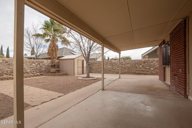 Building Photo - 1104 Chiricahua Dr