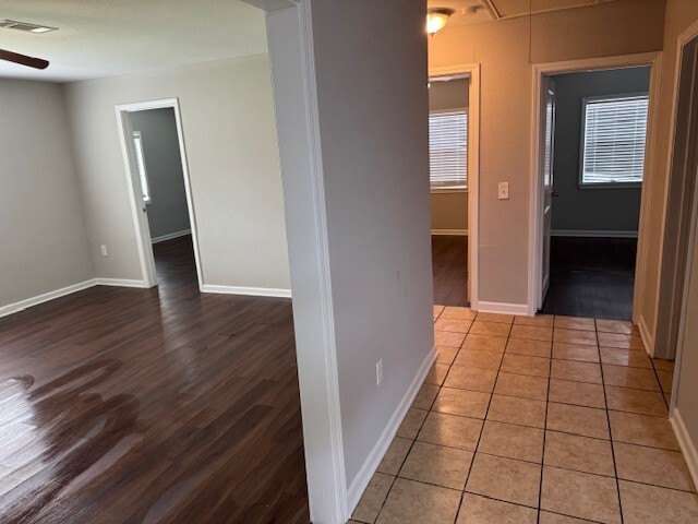 Building Photo - 1015 Roosevelt