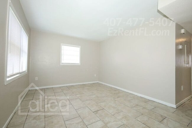 Building Photo - 5604 Cortez Dr