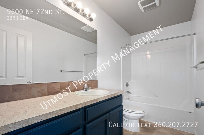 Building Photo - Easy Living 3BD Townhouse
