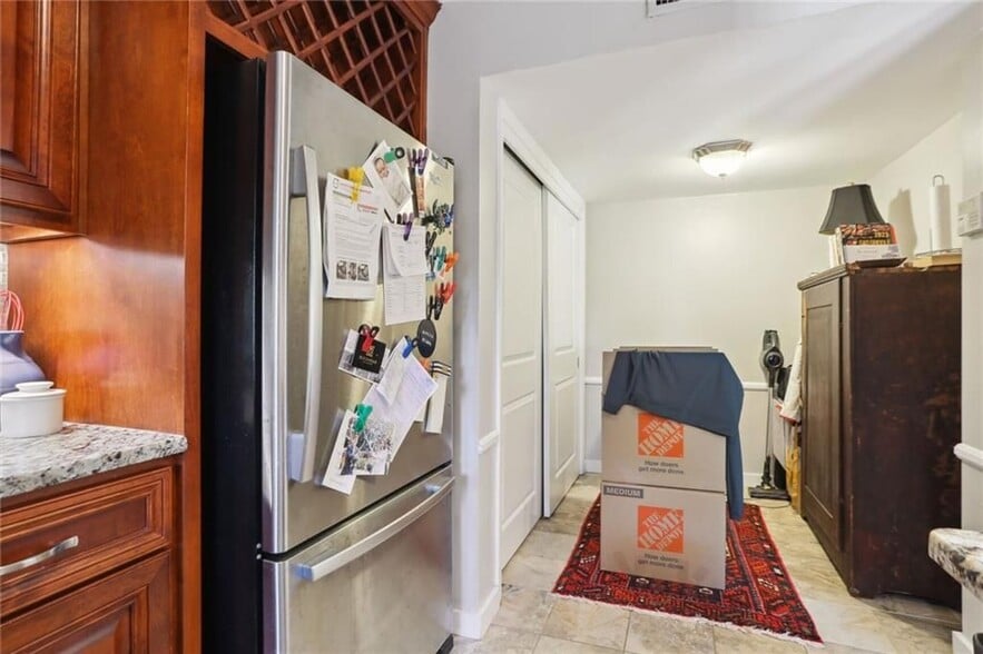 Building Photo - 73 La Rue Pl NW