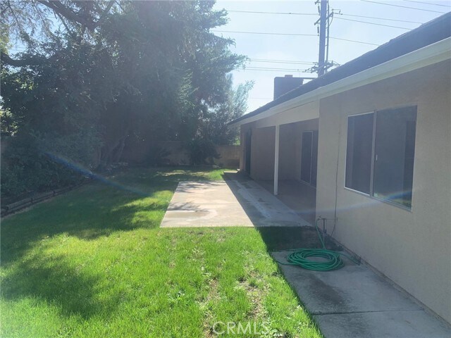 Building Photo - 2114 Forbes Ave
