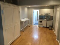 Building Photo - 8566 Rugby Dr