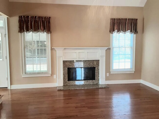 Building Photo - Perfect Family Home in Central Watkinsville