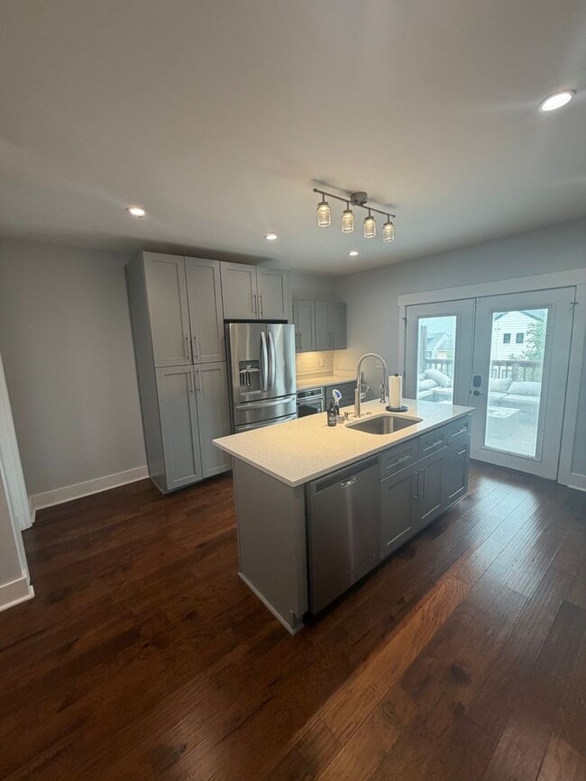 Building Photo - Lawrenceville 3 Bed, 2.5 Bath House with Parking for Lease July 1!