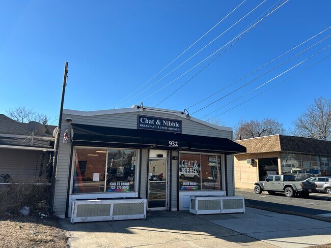 Building Photo - 1224 Monroe Ave