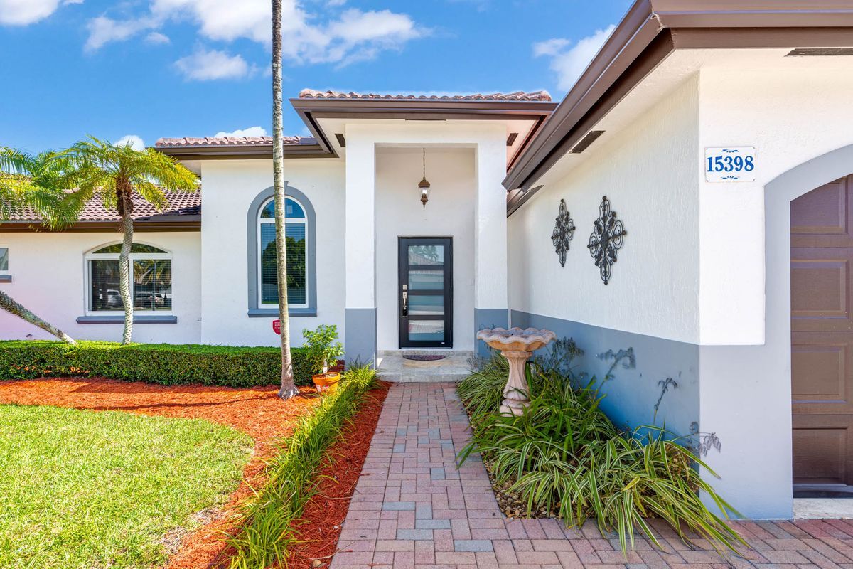 Building Photo - 15398 SW 172nd Terrace