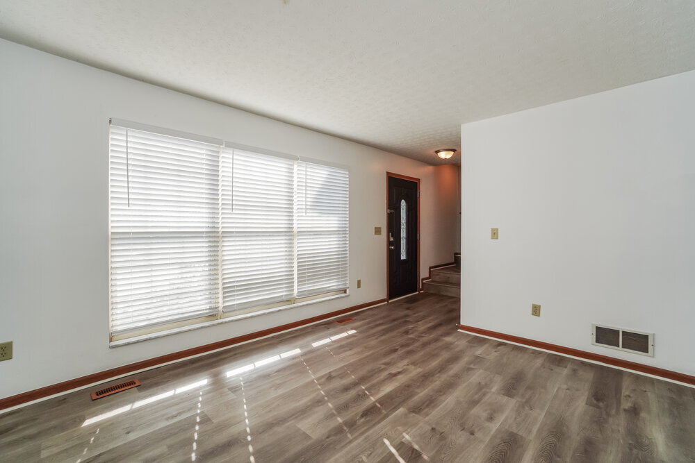 Building Photo - 3276 Summer Glen Dr