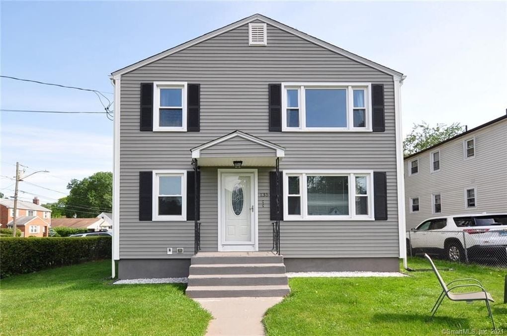 Building Photo - 135 Connecticut Ave