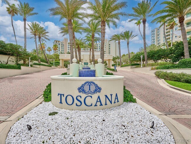 Building Photo - 3720 S Ocean Blvd