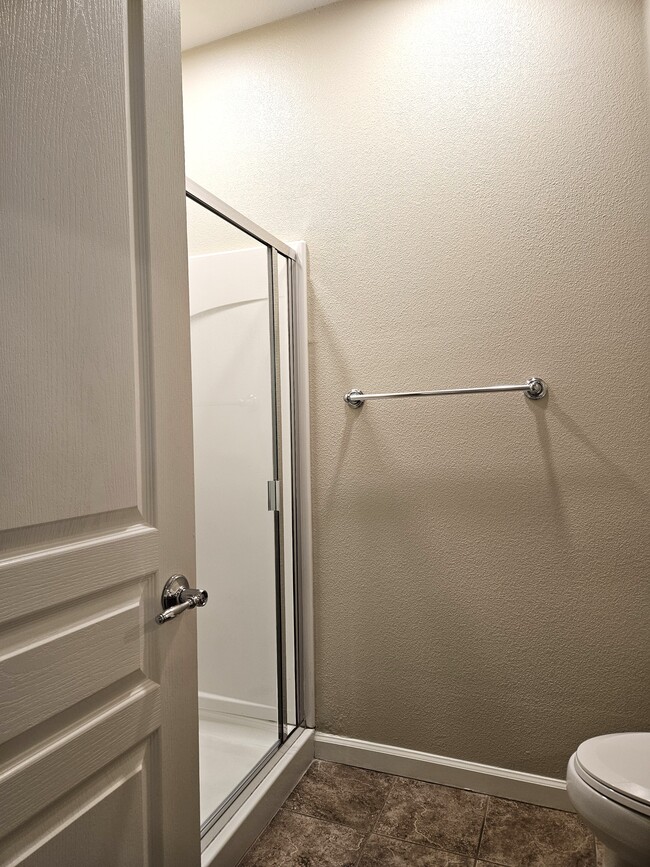 Building Photo - 143 W Saltillo Ln