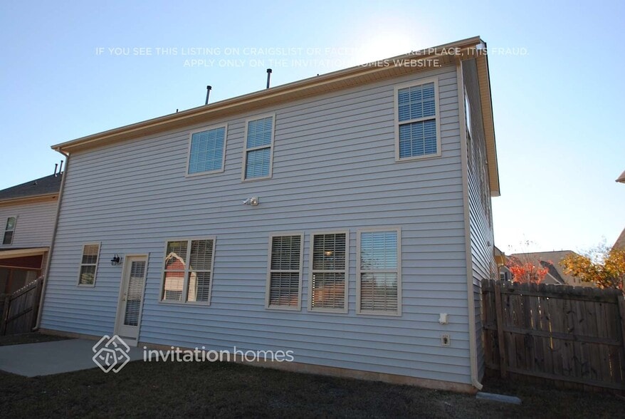 Building Photo - 20 W Smoketree Ct