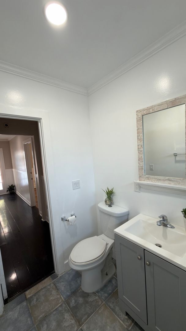 Building Photo - **BEAUTIFUL FOUR BED TWO BATH HOME IN DUARTE **
