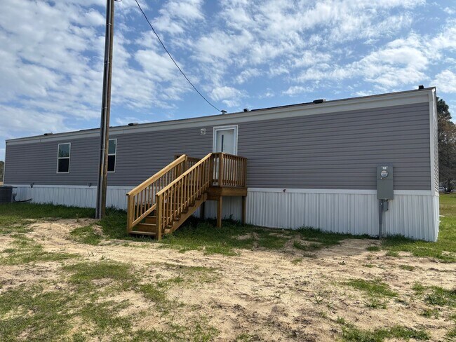 Building Photo - BRAND NEW 3 BED, 2 BATH MOBILE HOME IN PARK LOCATED IN EAGLE SPRINGS