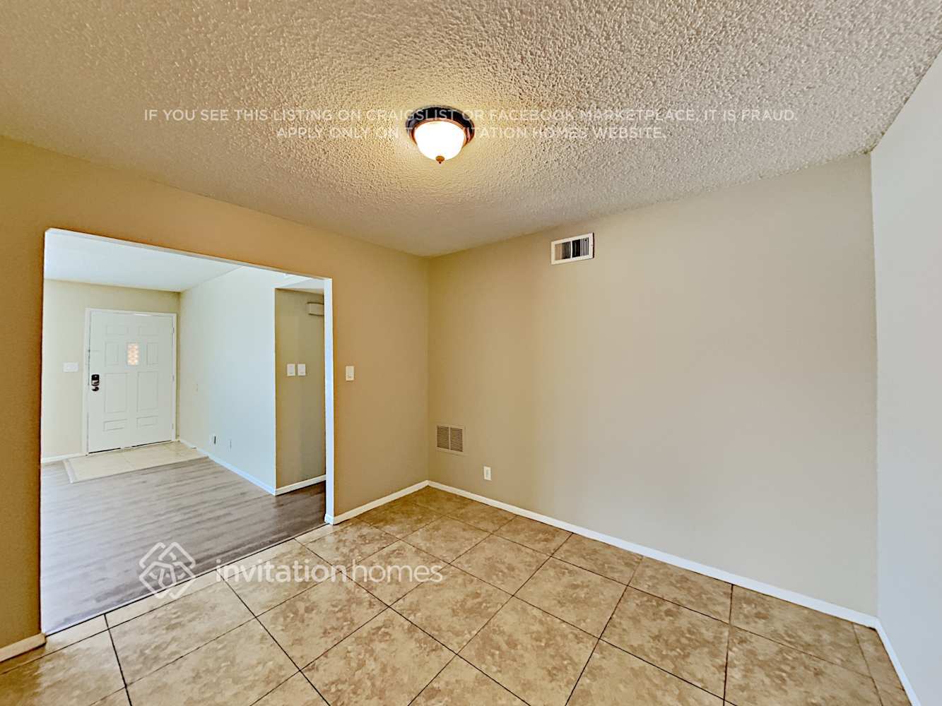 Building Photo - 2609 W Charter Oak Rd