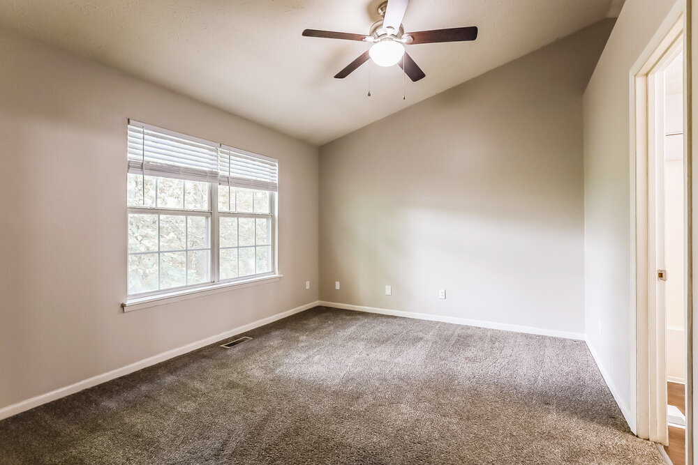 Building Photo - 5223 Pin Oak Dr