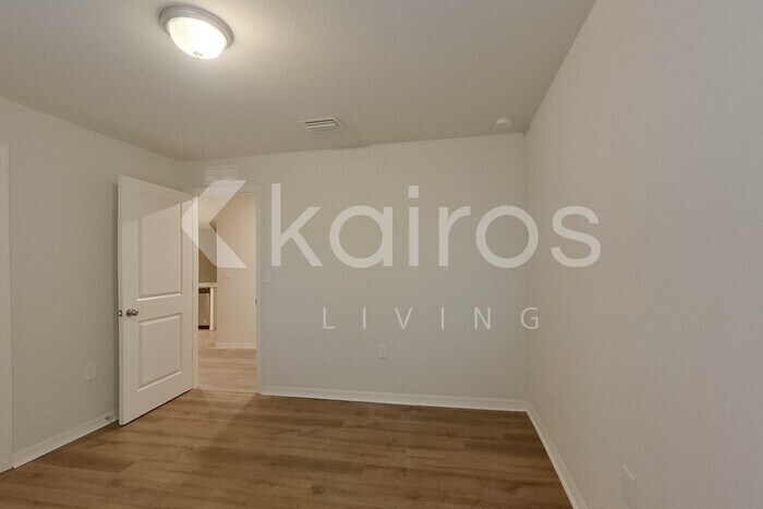 Building Photo - 9119 Aegean Cir