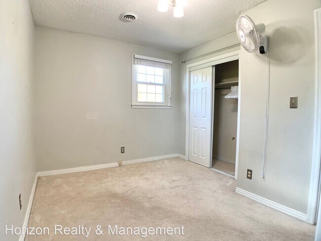 Building Photo - 3 br, 2 bath House - 2707 Dove Ct