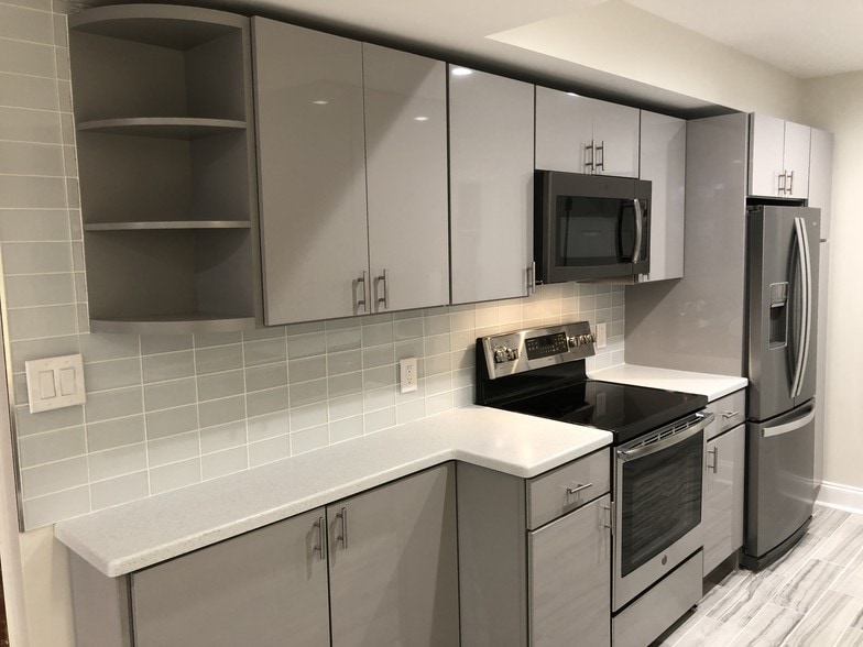 Building Photo - 60 V St NW