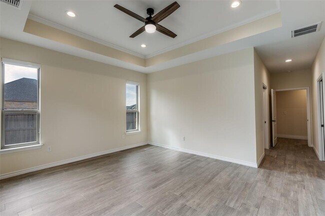 Building Photo - 156 Greg Ln