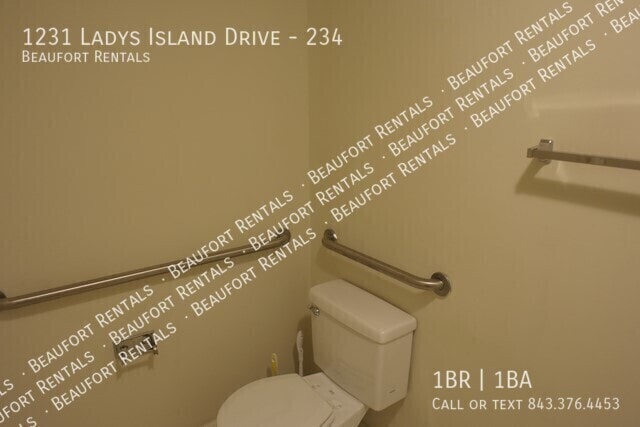 Building Photo - 1231 Ladys Island Dr