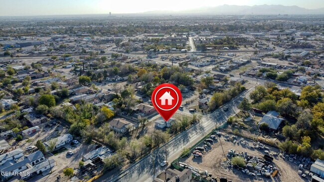Building Photo - 580 Chula Vista St