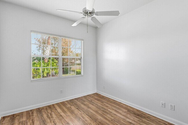 Building Photo - 8033 Kaliko Ln