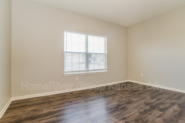 Building Photo - 26191 W 141st Terrace