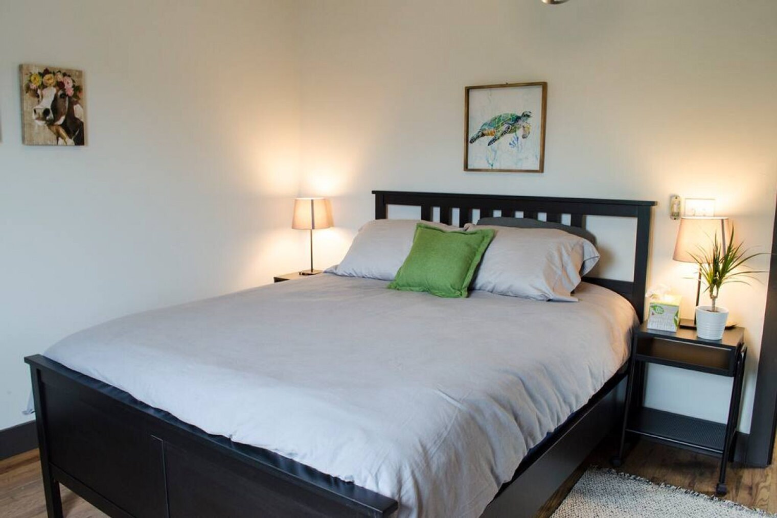 Building Photo - 1424 Pleasant St