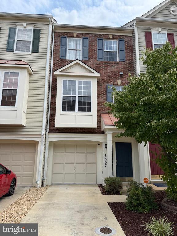 Building Photo - 8307 Green Grass Rd