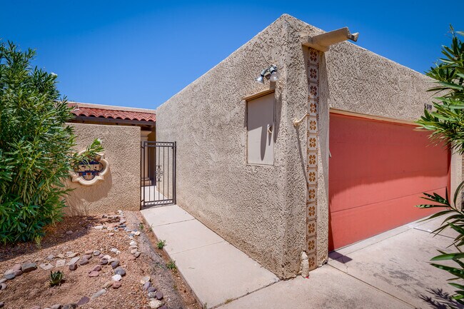 Level Sidewalks to Front Door - 5319 E Beverly Fair Dr