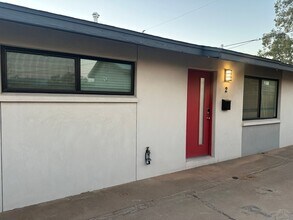 Building Photo - Culver2626