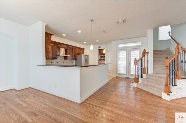 Building Photo - 1322 Cohn St