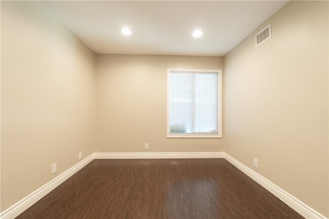 Building Photo - 14712 Emerywood Rd