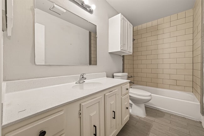 Building Photo - 6631 Wanda Ln