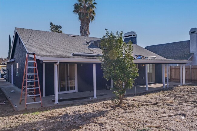 Building Photo - 5337 Saint Barts Ct