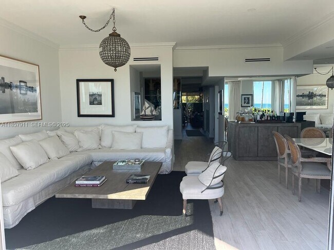 Building Photo - 201 Crandon Blvd