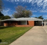Building Photo - 4238 E Pinchot Ave
