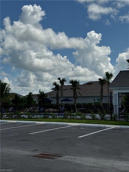 Building Photo - 6034 National Blvd