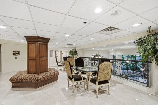 Building Photo - 3525 Sage Rd