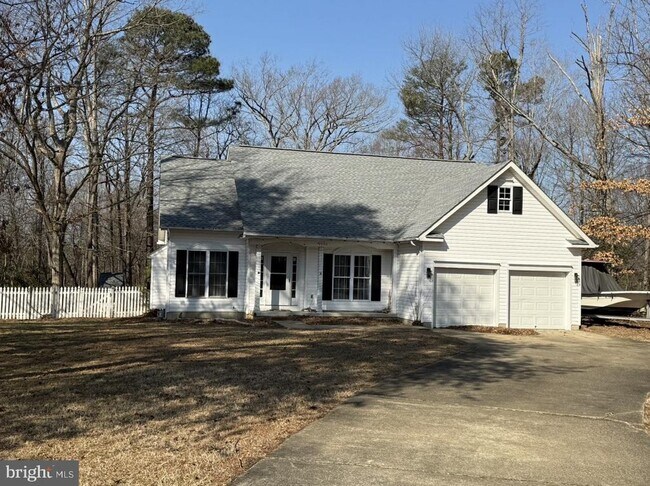 Building Photo - 2492 N Independence Dr