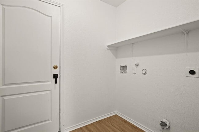 Building Photo - 600 Sheep Trail Dr