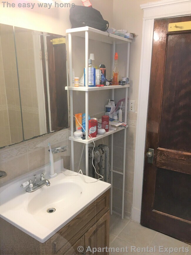 Building Photo - 158 Magazine St