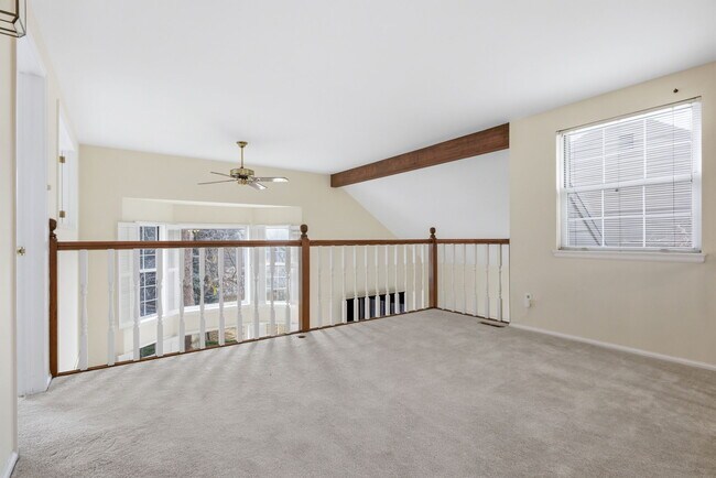 Building Photo - 6170 E Briarwood Cir