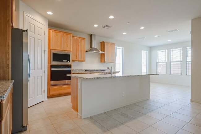 Building Photo - 13715 W Calle De Baca