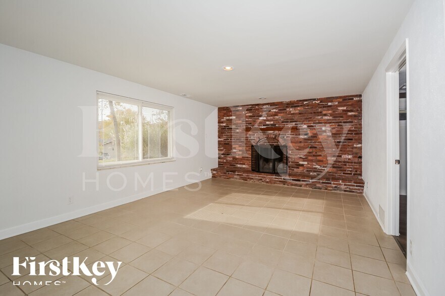 Building Photo - 1865 Waybridge Ln